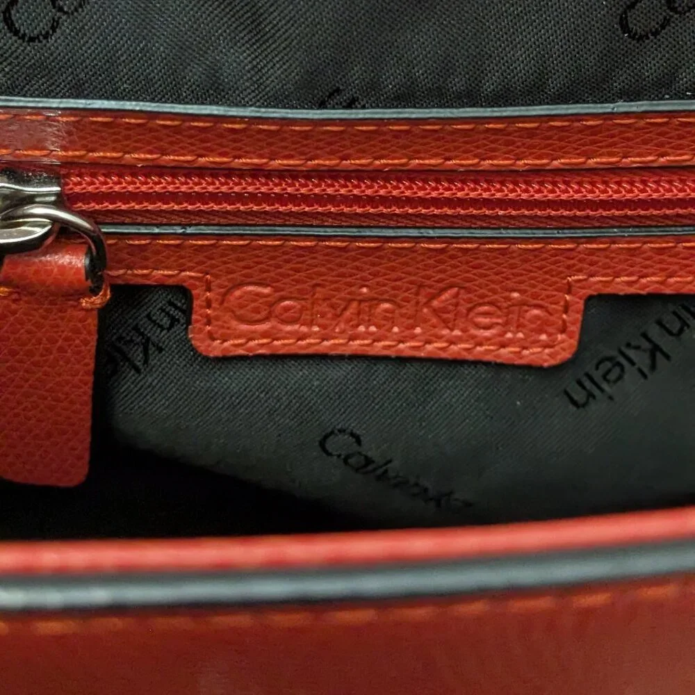CALVIN KLEIN Women's L-REESE CONVERTIBLE BACKPACK PURSE Real Leather Red
